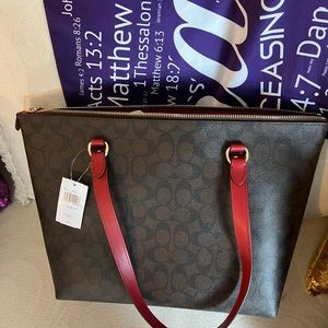 Coach Signature Gallery tote….Red and brown never worn, New with Tags
